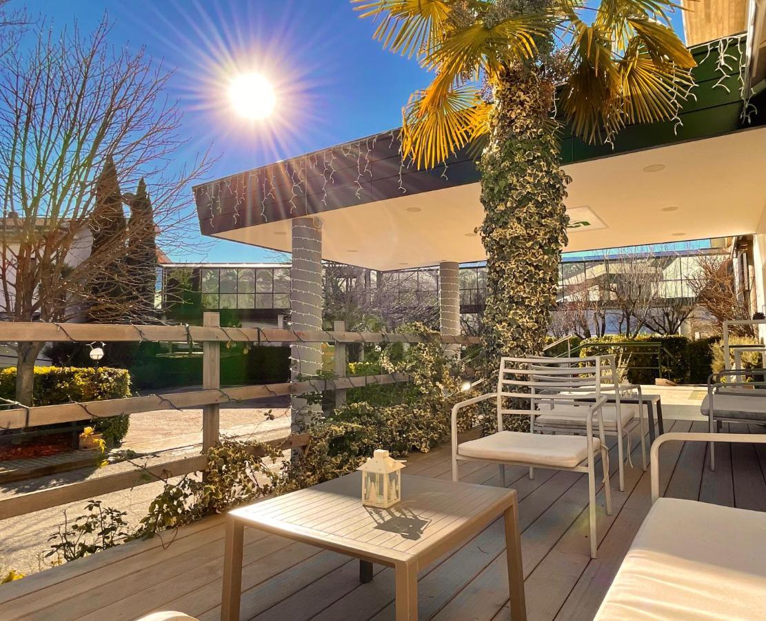 Hotel Santacroce Meeting ซุลโมนา ภายนอก รูปภาพ