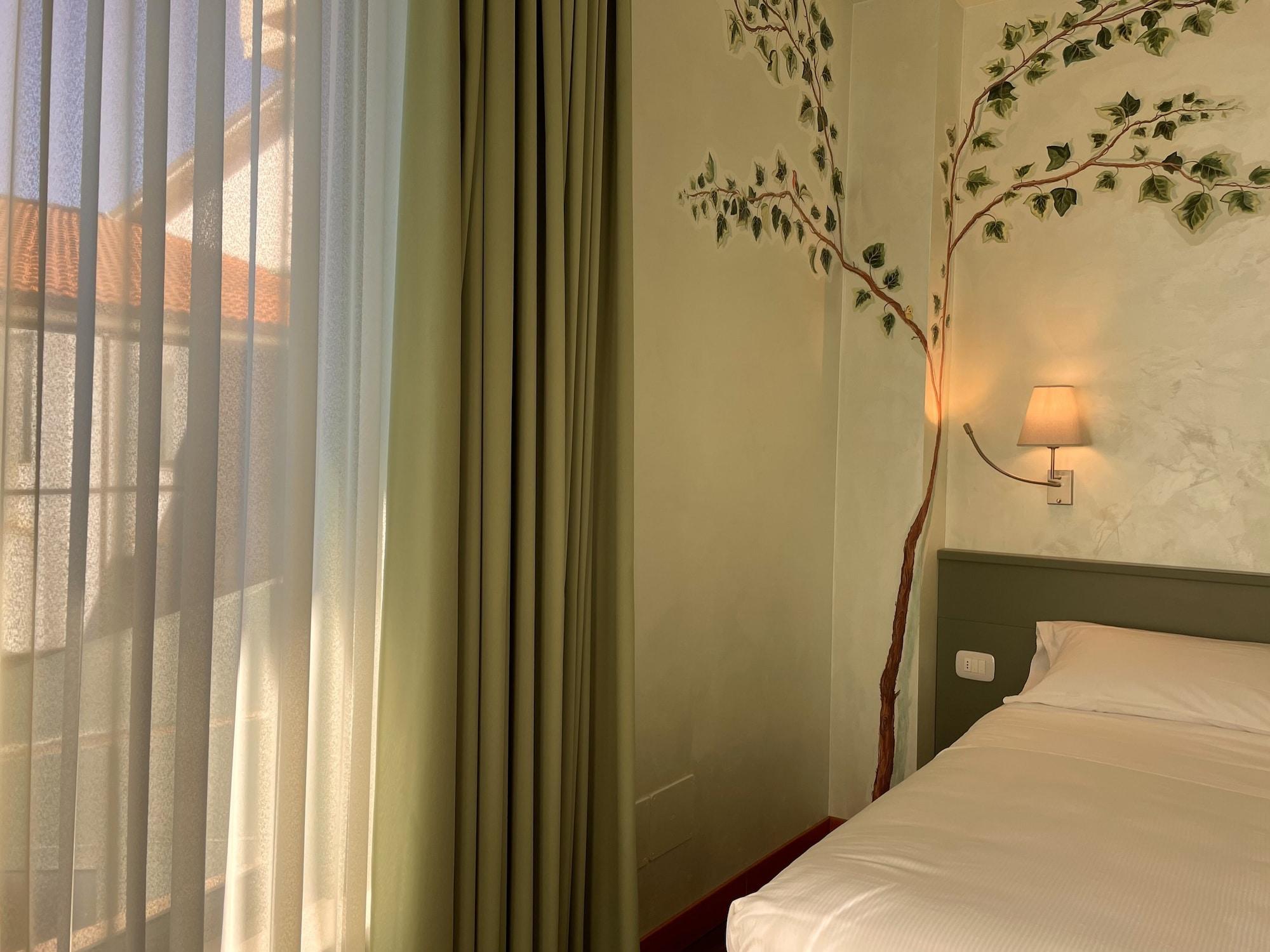 Hotel Santacroce Meeting ซุลโมนา ภายนอก รูปภาพ